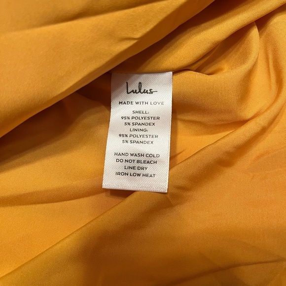 Lulu's Yellow Satin Floral Print Asymmetrical Cowl Neck Mini Dress Size M - Picture 13 of 13